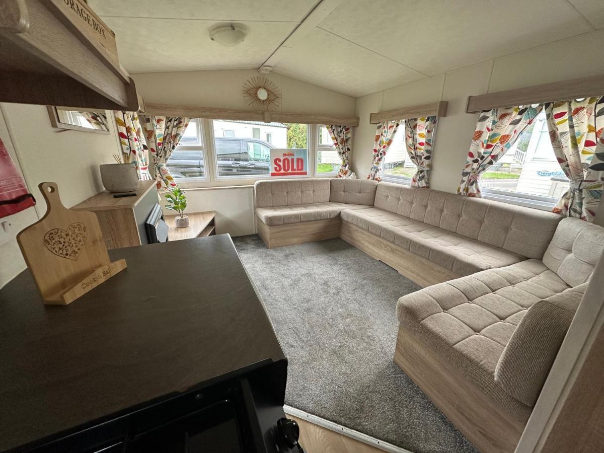 Caravan Delta 2 Bedroom In Рил Екстериор снимка
