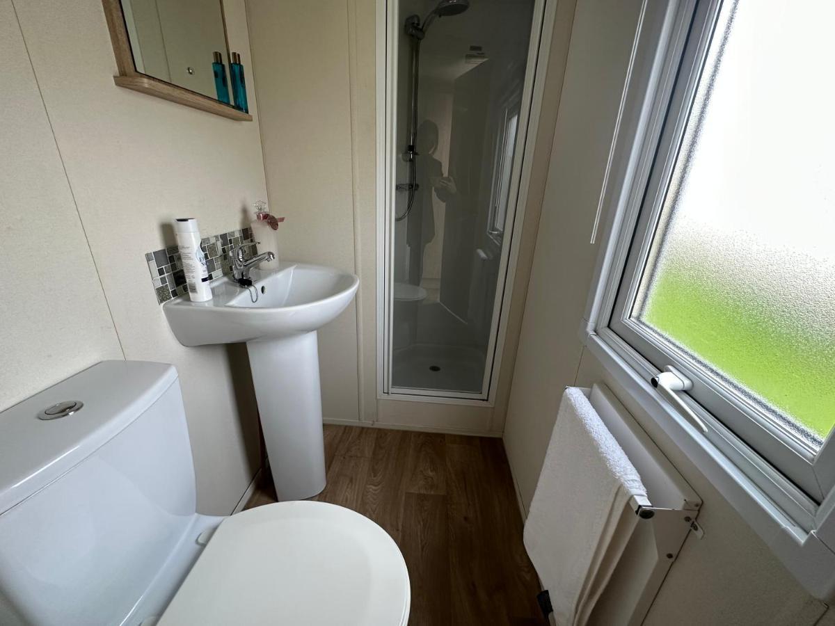 Caravan Delta 2 Bedroom In Рил Екстериор снимка