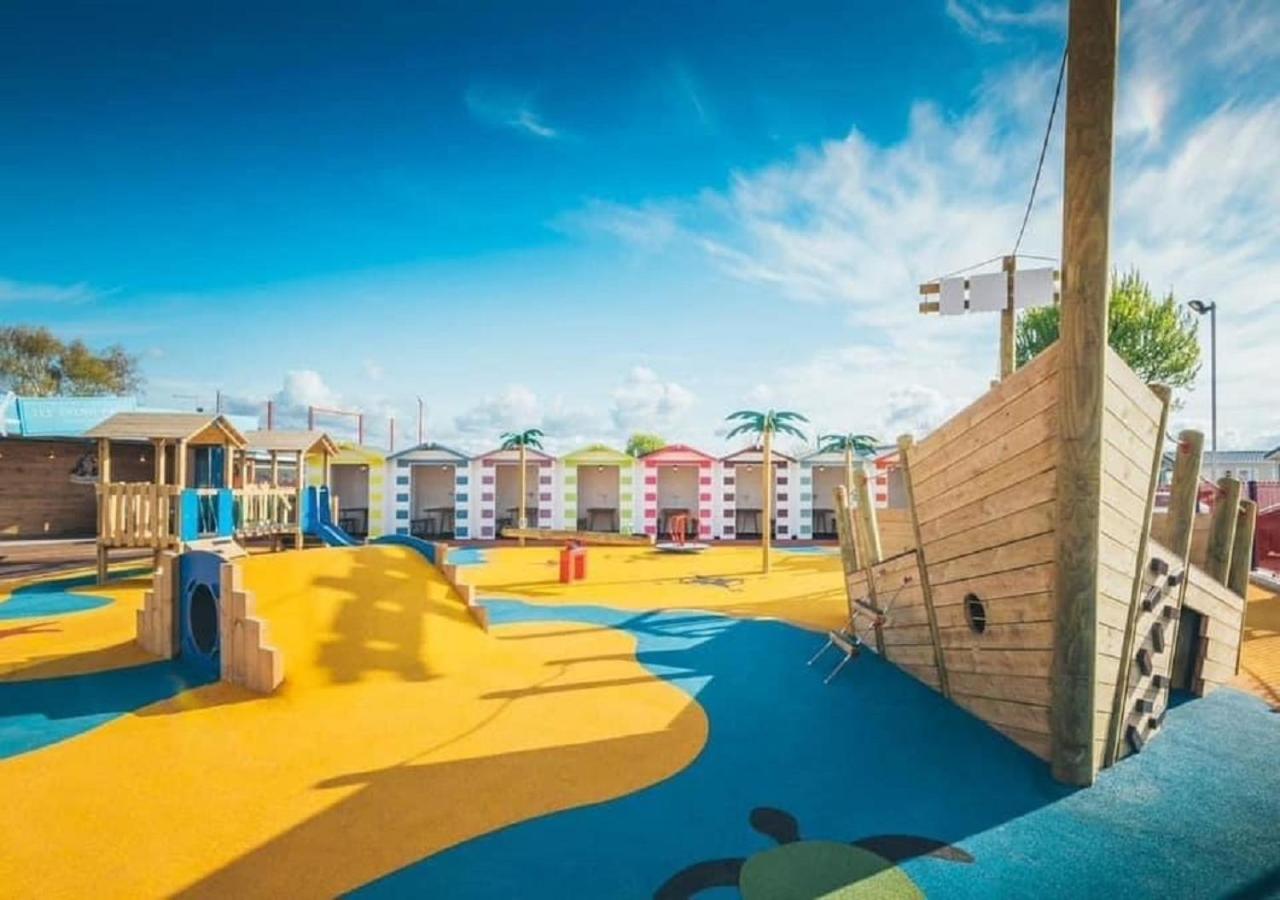 Caravan Delta 2 Bedroom In Рил Екстериор снимка