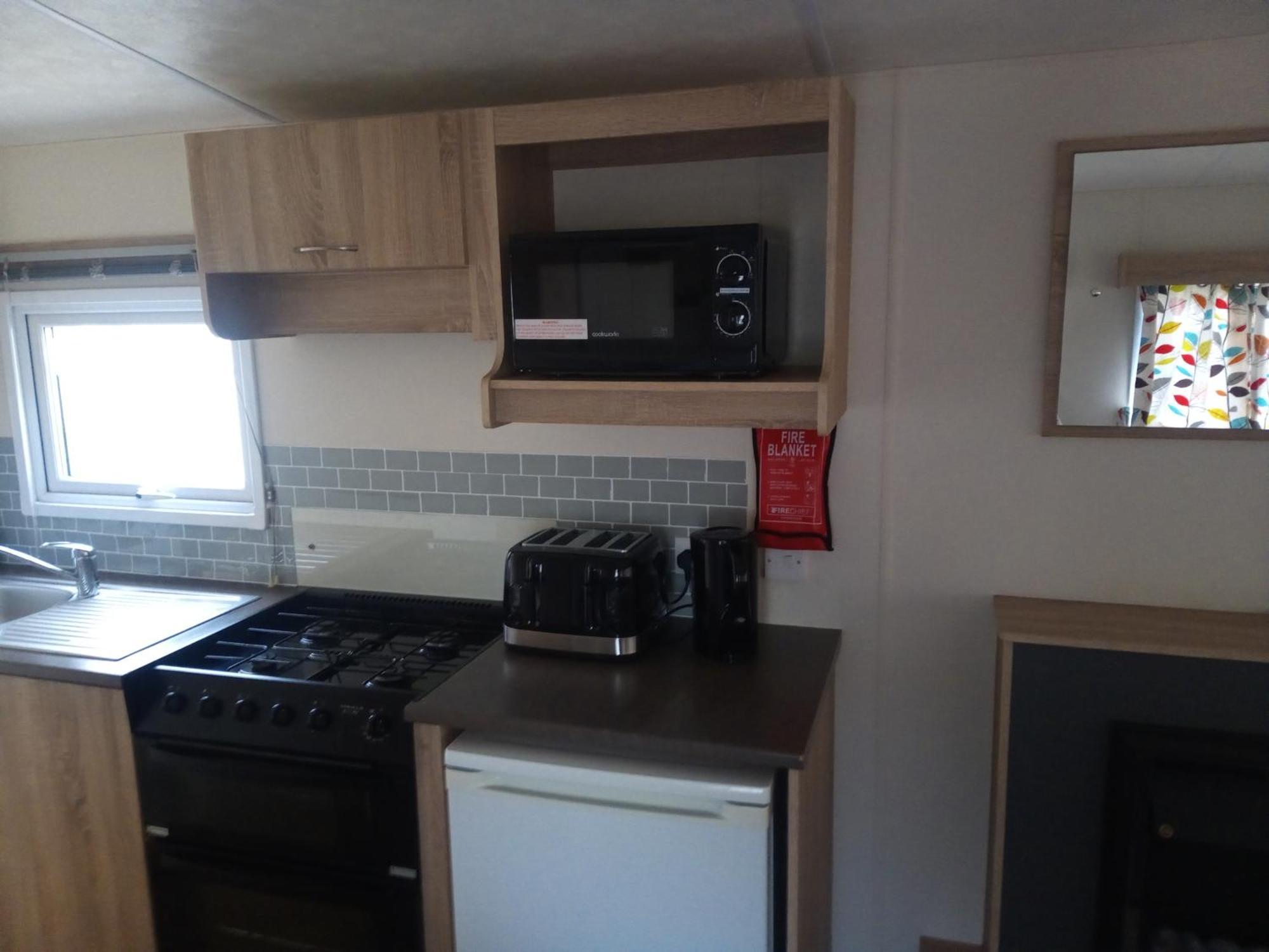 Caravan Delta 2 Bedroom In Рил Екстериор снимка